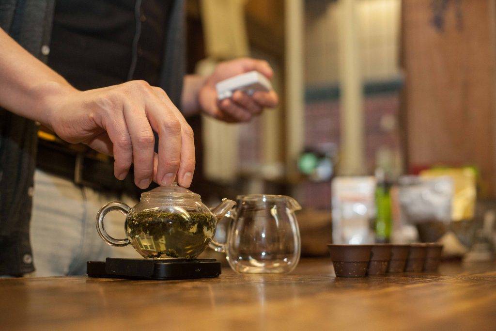 Tea pour at JagaSilk 